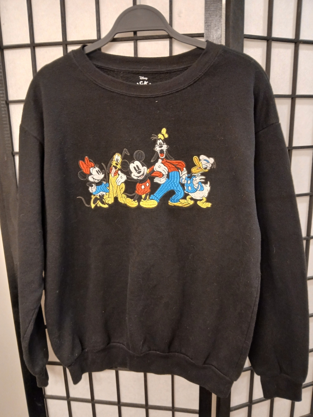SIZE MEDIUM Disney Black Crewneck Sweatshirt with Mickey, Minnie, Goofy & Donald